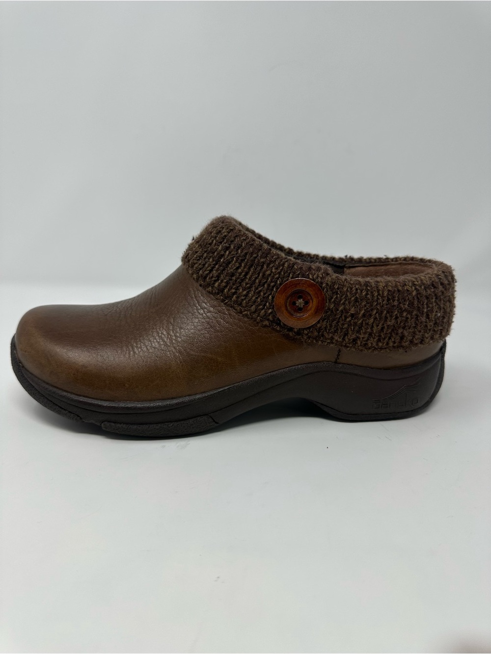 Dansko Mules Women’s 37 Kenzie Brown Leather with Knit Trim Slip On Shoes